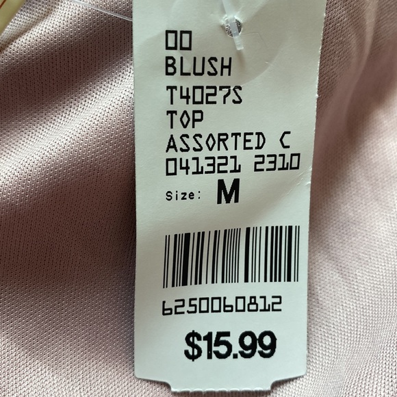 Crop Top, Color Blush, Size Medium - Picture 3 of 3